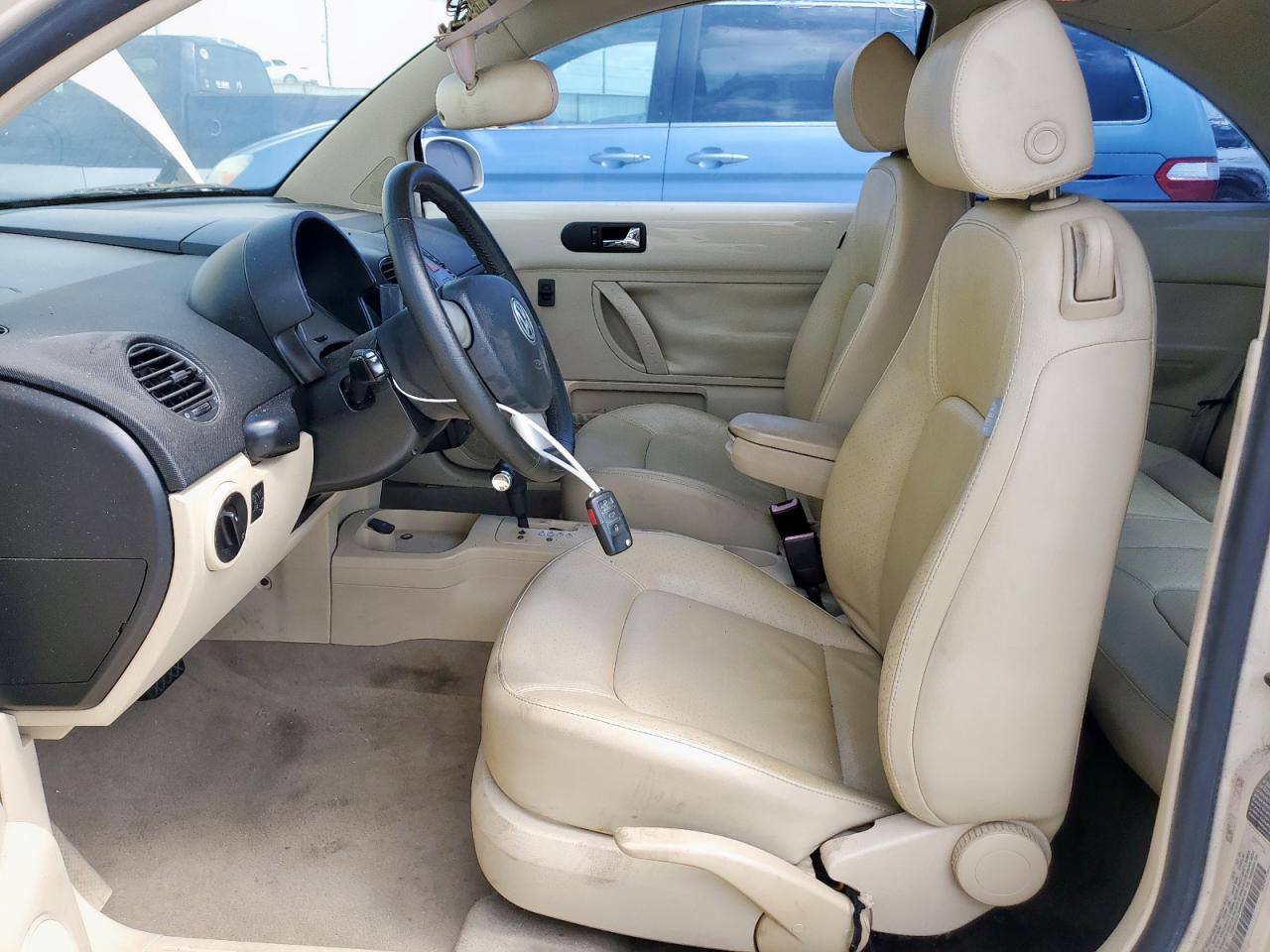 2006 Volkswagen New Beetle 2.5L Option Package 2 VIN: 3VWSG31C36M409160 Lot: 64892475