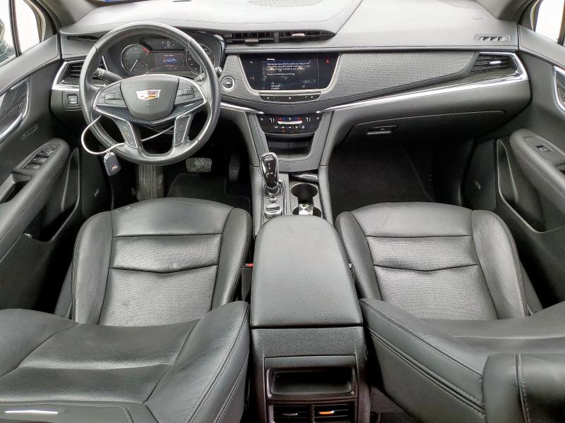 CADILLAC XT5 2021 Черный