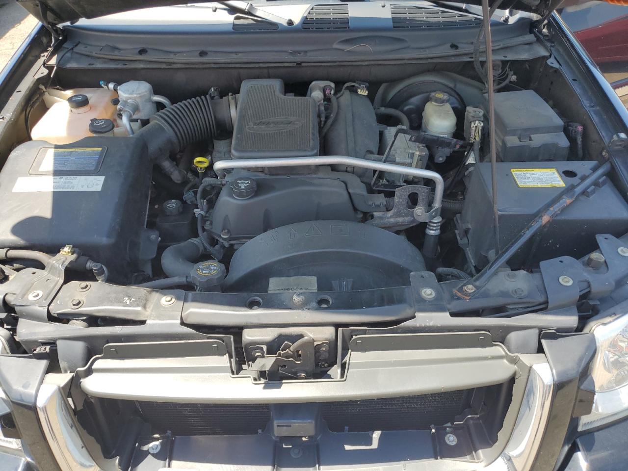 2005 GMC Envoy VIN: 1GKDT13S452263104 Lot: 64104875