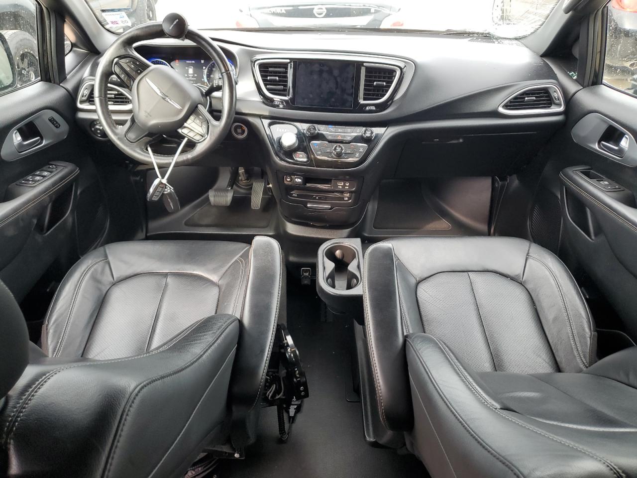 2020 Chrysler Pacifica Touring L Plus VIN: 2C4RC1EG2LR113047 Lot: 65979525