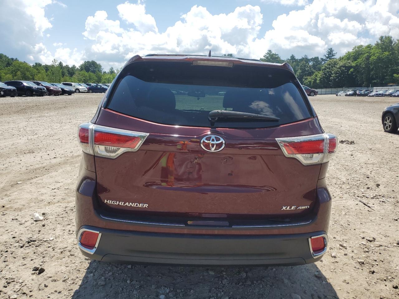2016 Toyota Highlander Xle VIN: 5TDJKRFH7GS356324 Lot: 62756945