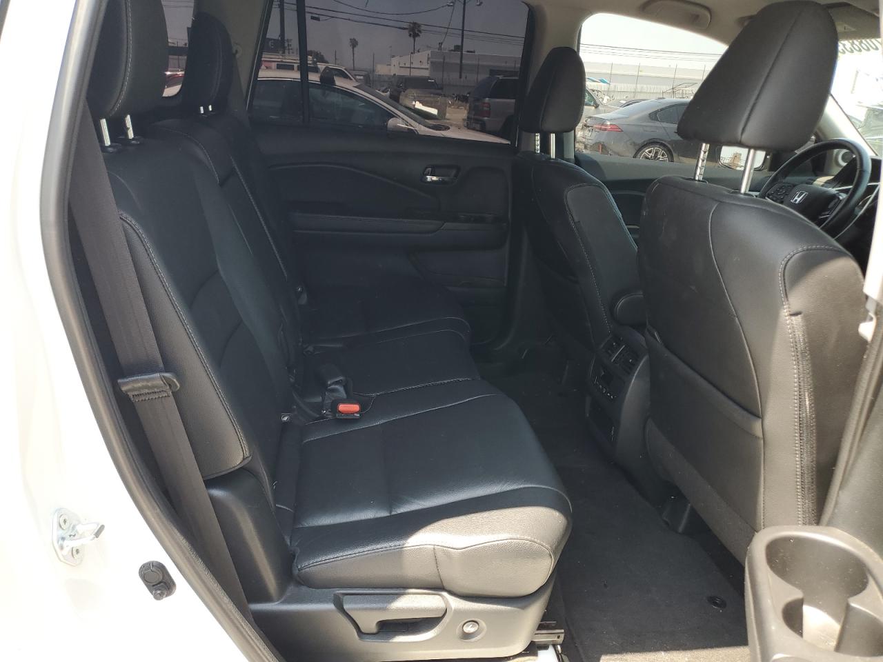 2022 Honda Pilot Se VIN: 5FNYF5H29NB018574 Lot: 65708835