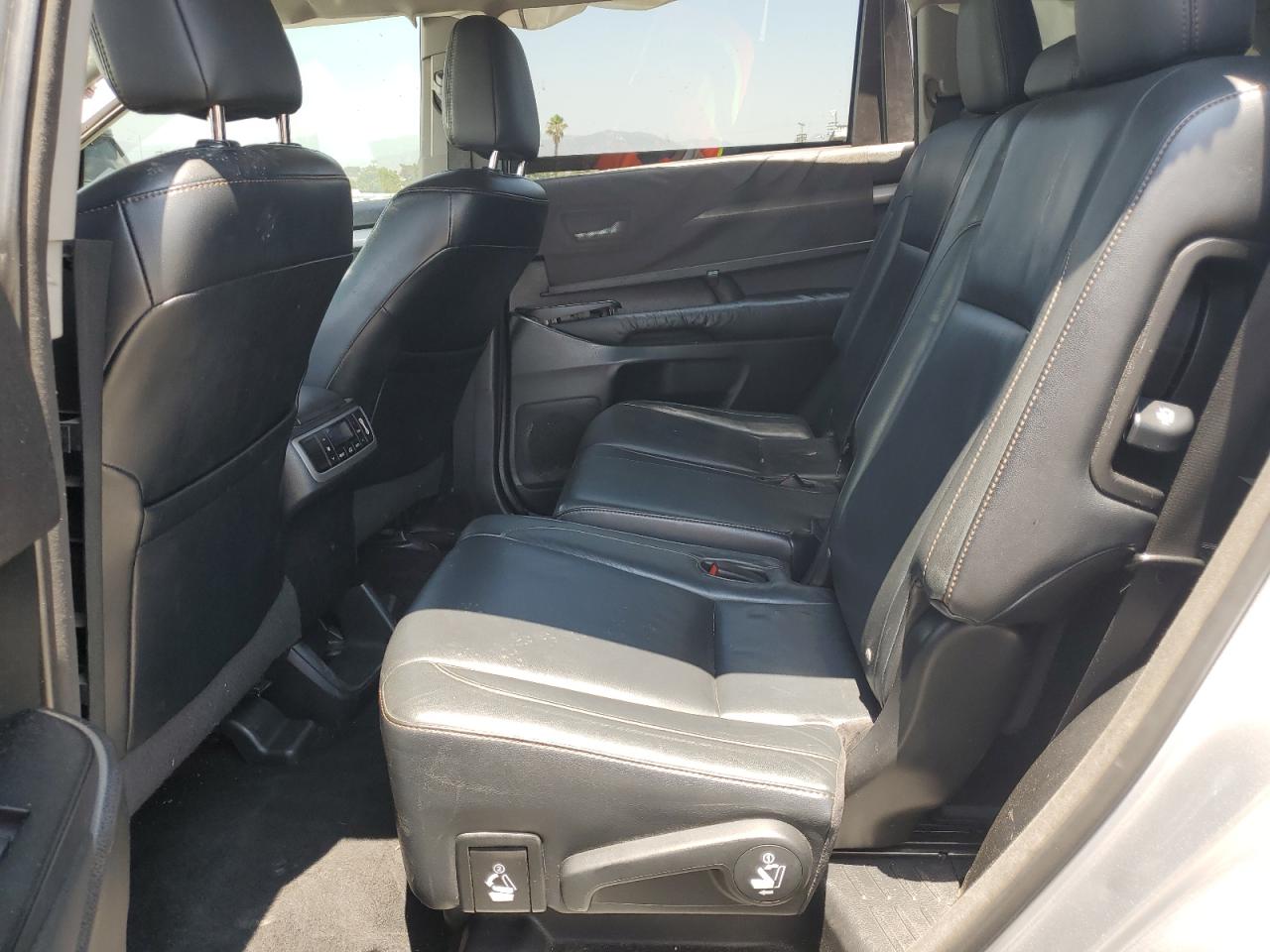 2015 Toyota Highlander Xle VIN: 5TDJKRFH9FS152879 Lot: 65085435
