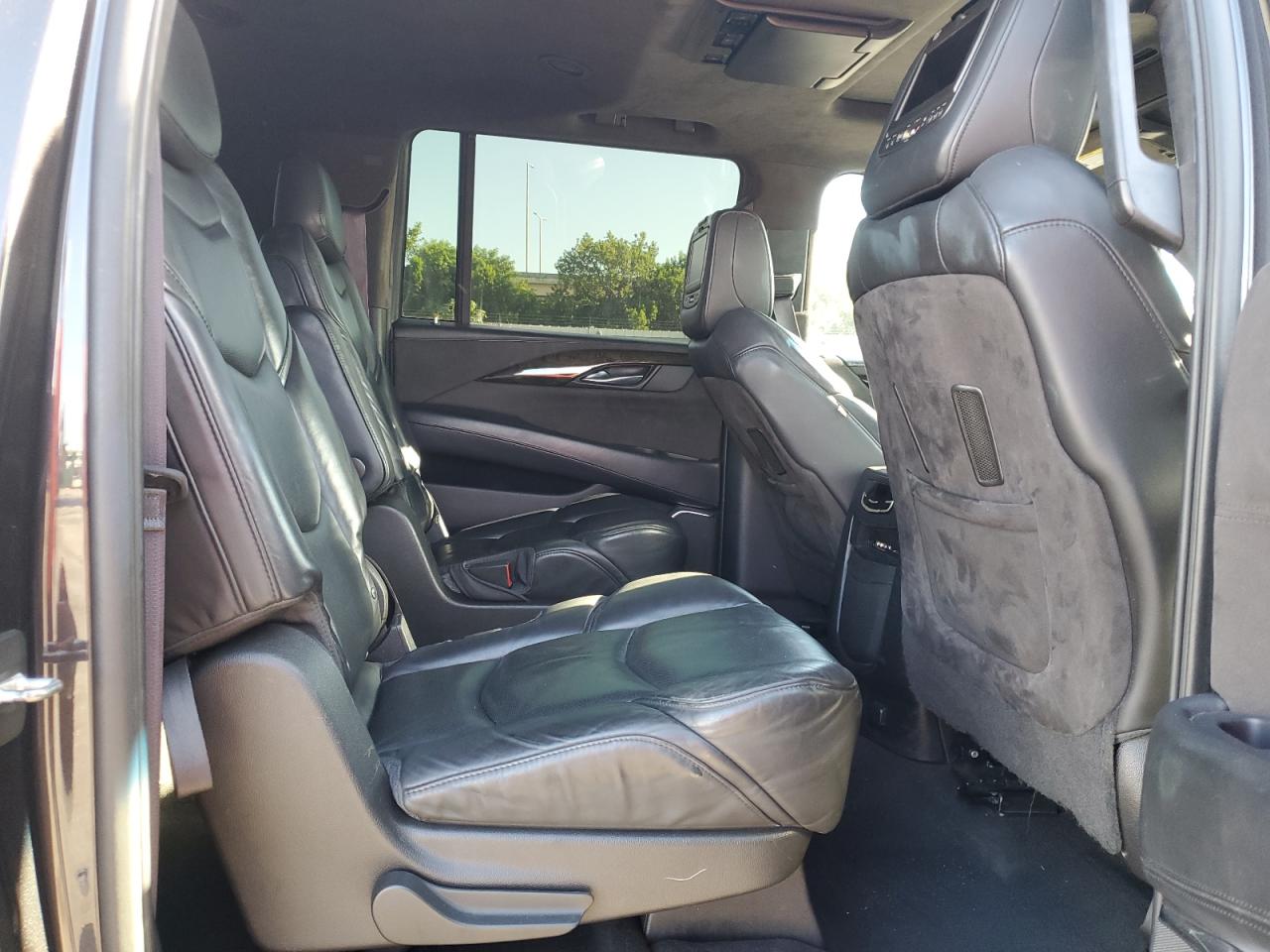 2016 Cadillac Escalade Esv Platinum VIN: 1GYS3KKJ4GR335375 Lot: 66877525