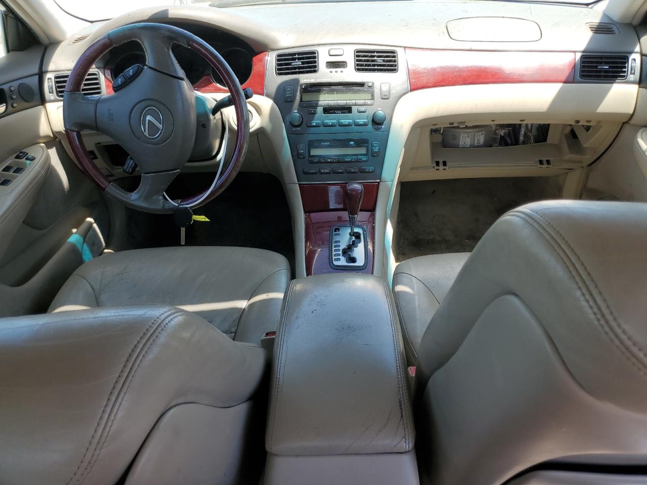 2003 Lexus Es 300 VIN: JTHBF30GX30094929 Lot: 64111765