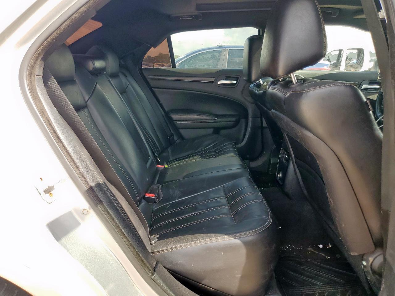 2012 Chrysler 300 S VIN: 2C3CCABG8CH279657 Lot: 66252055