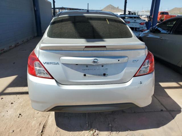  NISSAN VERSA 2019 Silver
