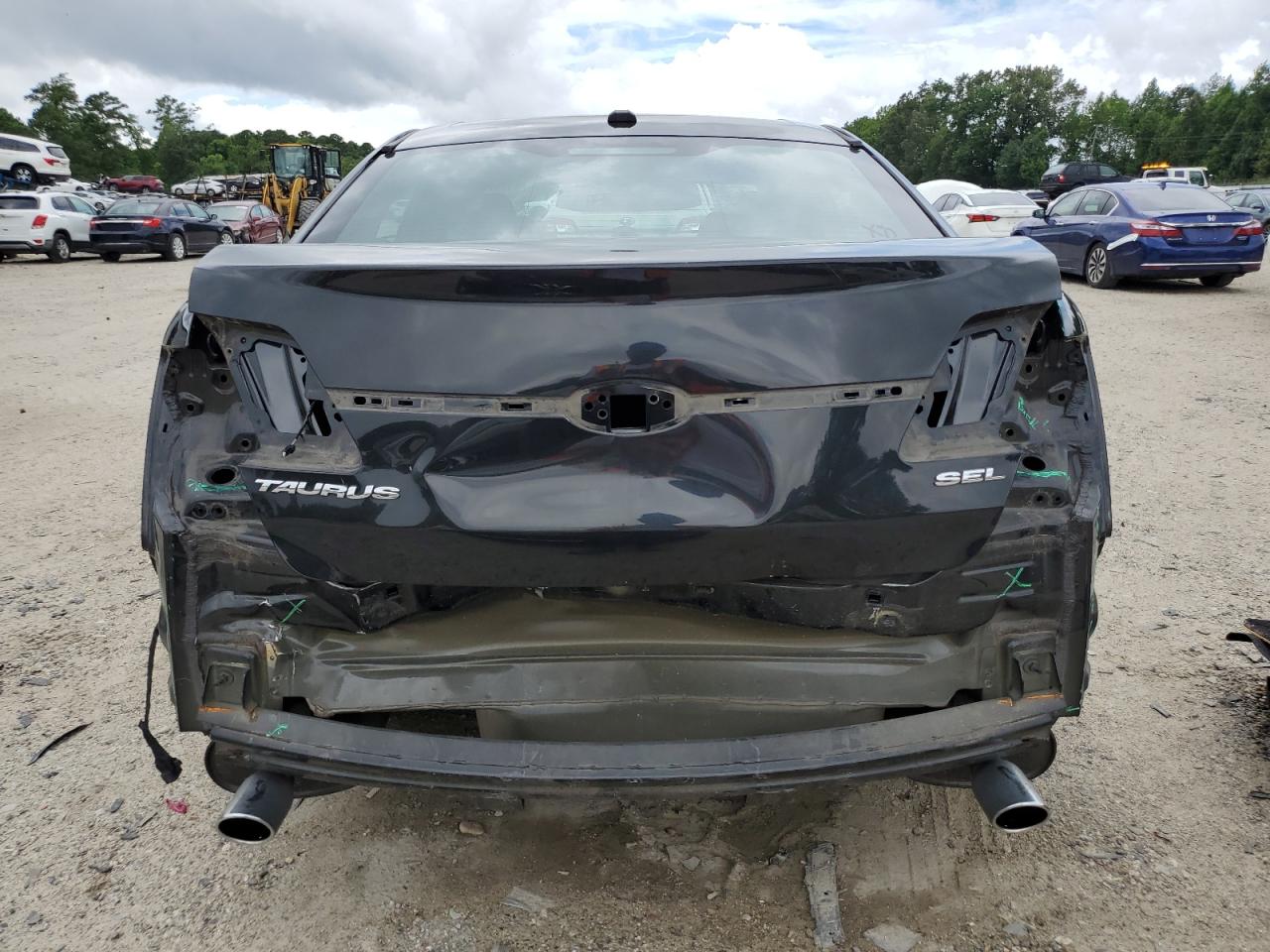2015 Ford Taurus Sel VIN: 1FAHP2E84FG202354 Lot: 62917925