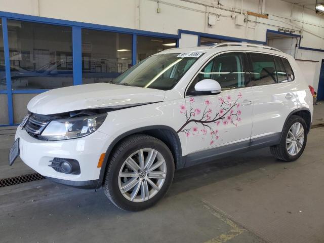  VOLKSWAGEN TIGUAN 2012 White