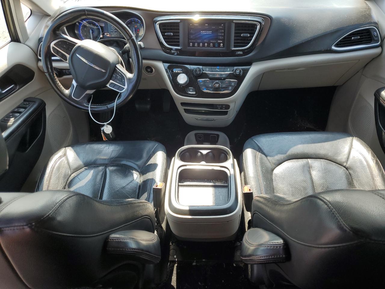 2019 Chrysler Pacifica Touring L VIN: 2C4RC1BG0KR730546 Lot: 61416855