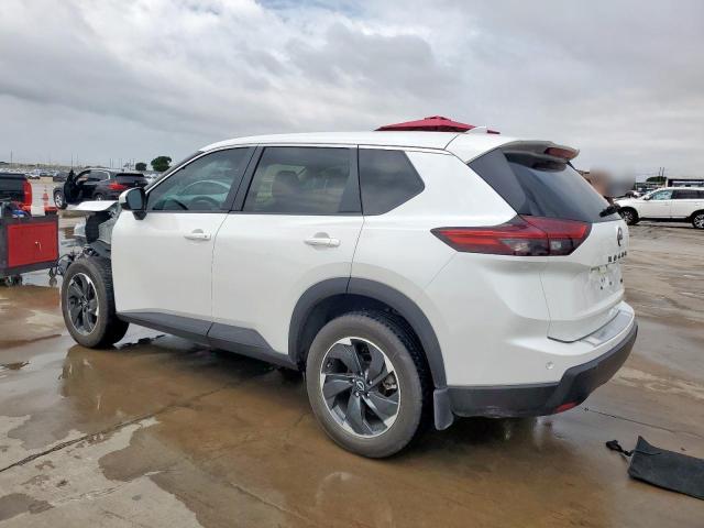  NISSAN ROGUE 2024 White