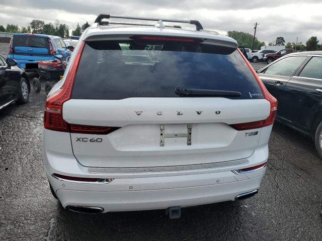  VOLVO XC60 2018 Biały