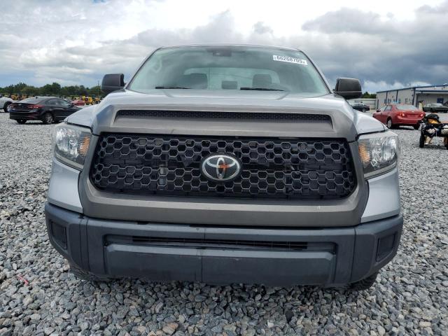  TOYOTA TUNDRA 2021 Srebrny