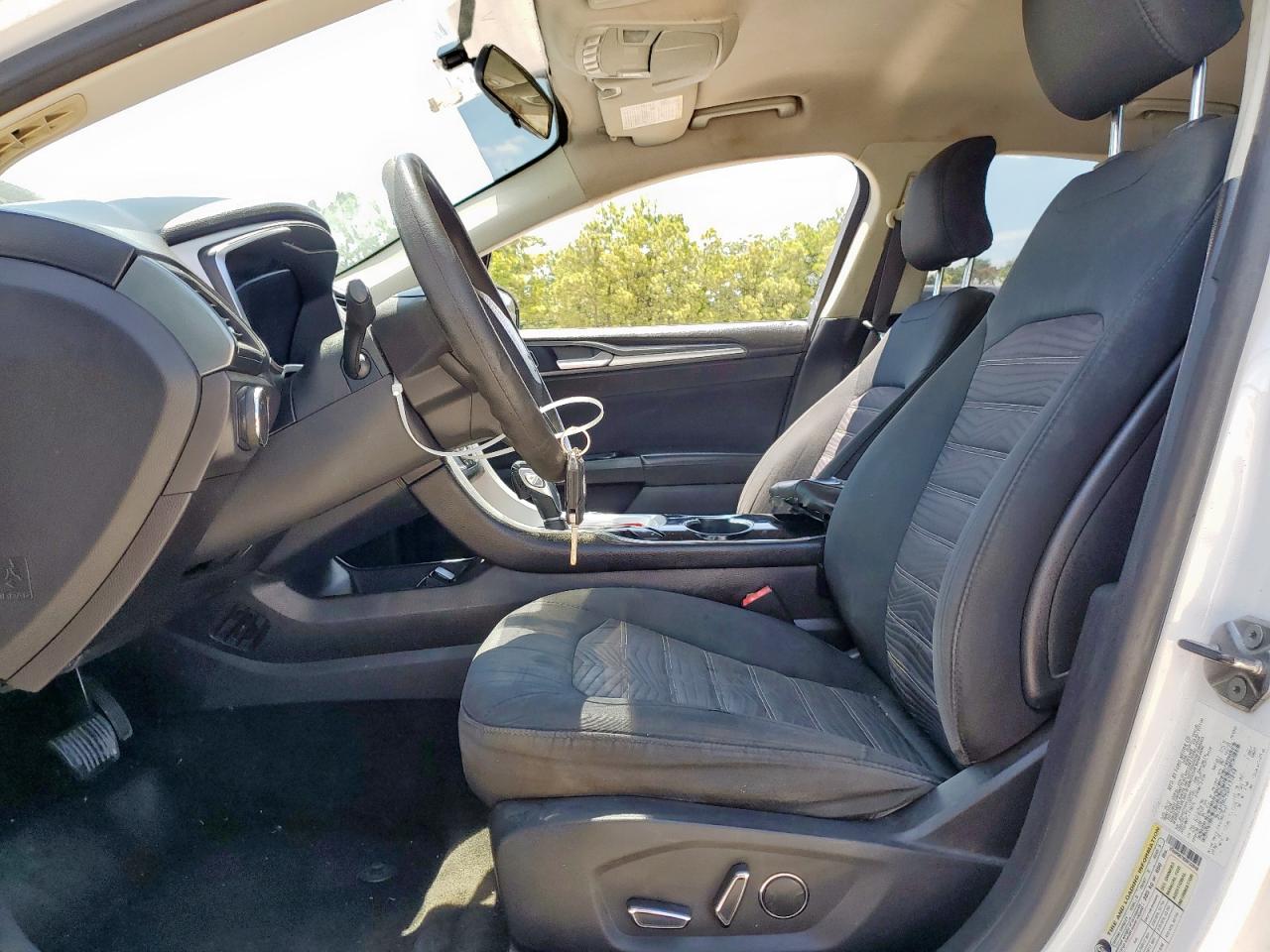 2016 Ford Fusion Se VIN: 3FA6P0H79GR132648 Lot: 66041085