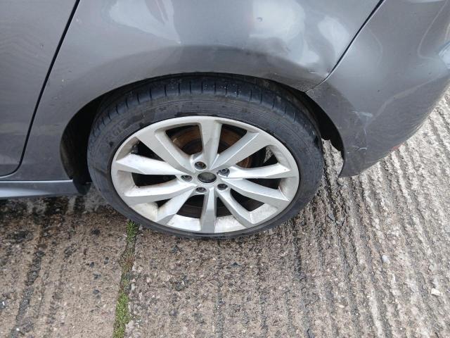 2011 VOLKSWAGEN GOLF S BLU