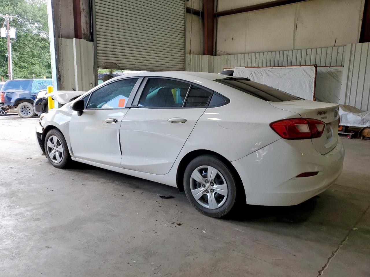 2018 Chevrolet Cruze Ls VIN: 1G1BC5SM2J7143112 Lot: 64485035