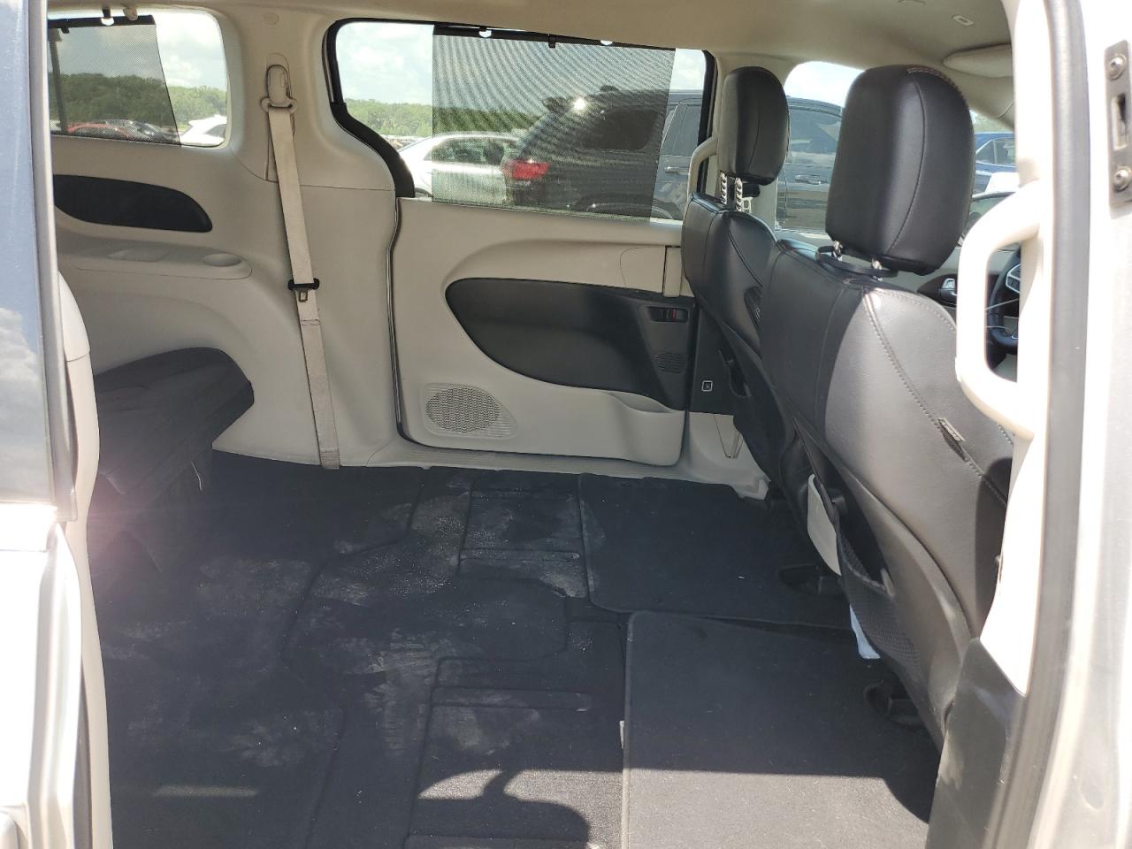 2018 Chrysler Pacifica Touring L VIN: 2C4RC1BG9JR112155 Lot: 62275025