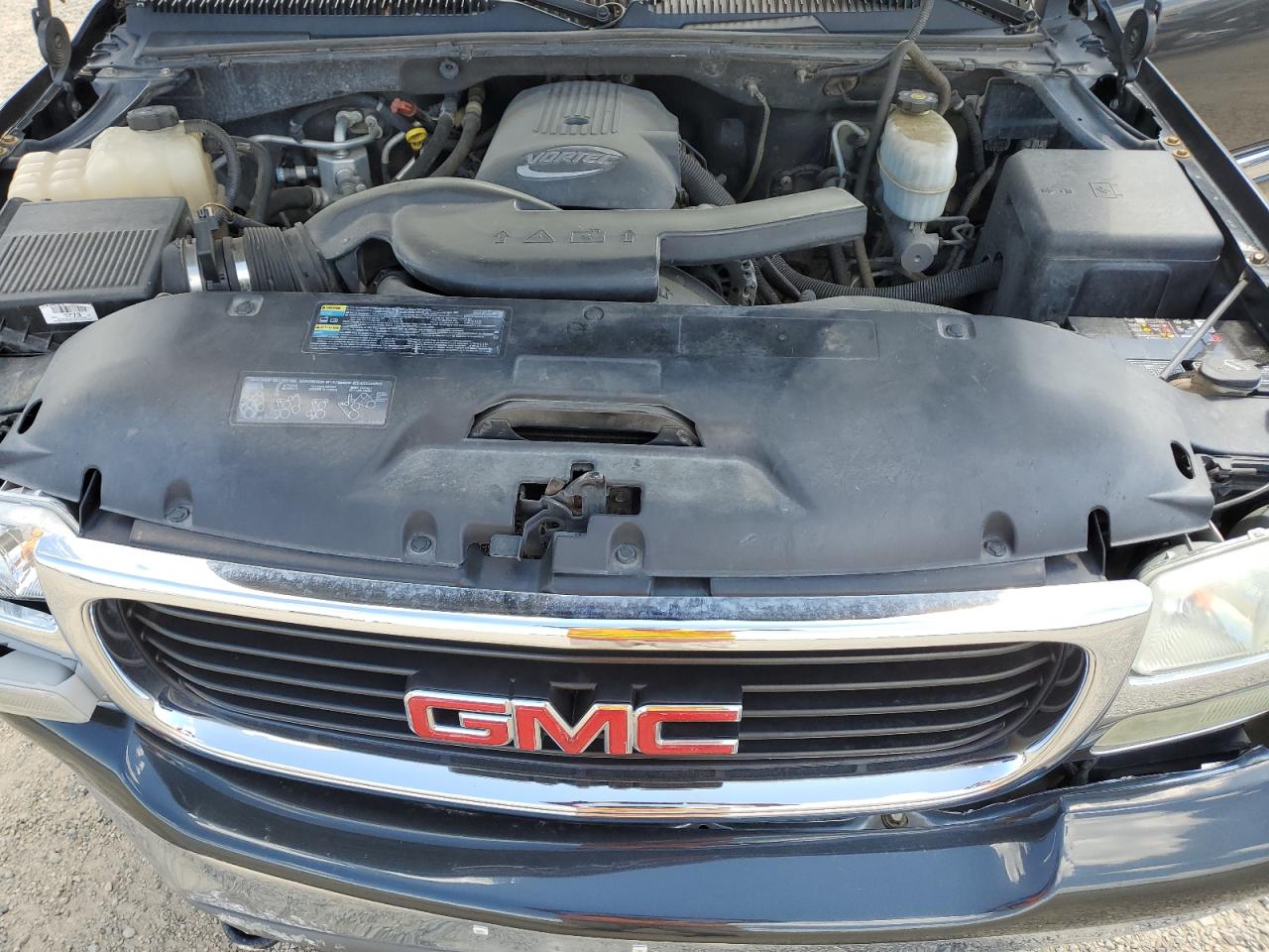 2004 GMC Yukon VIN: 1GKEK13ZX4J207712 Lot: 64474525