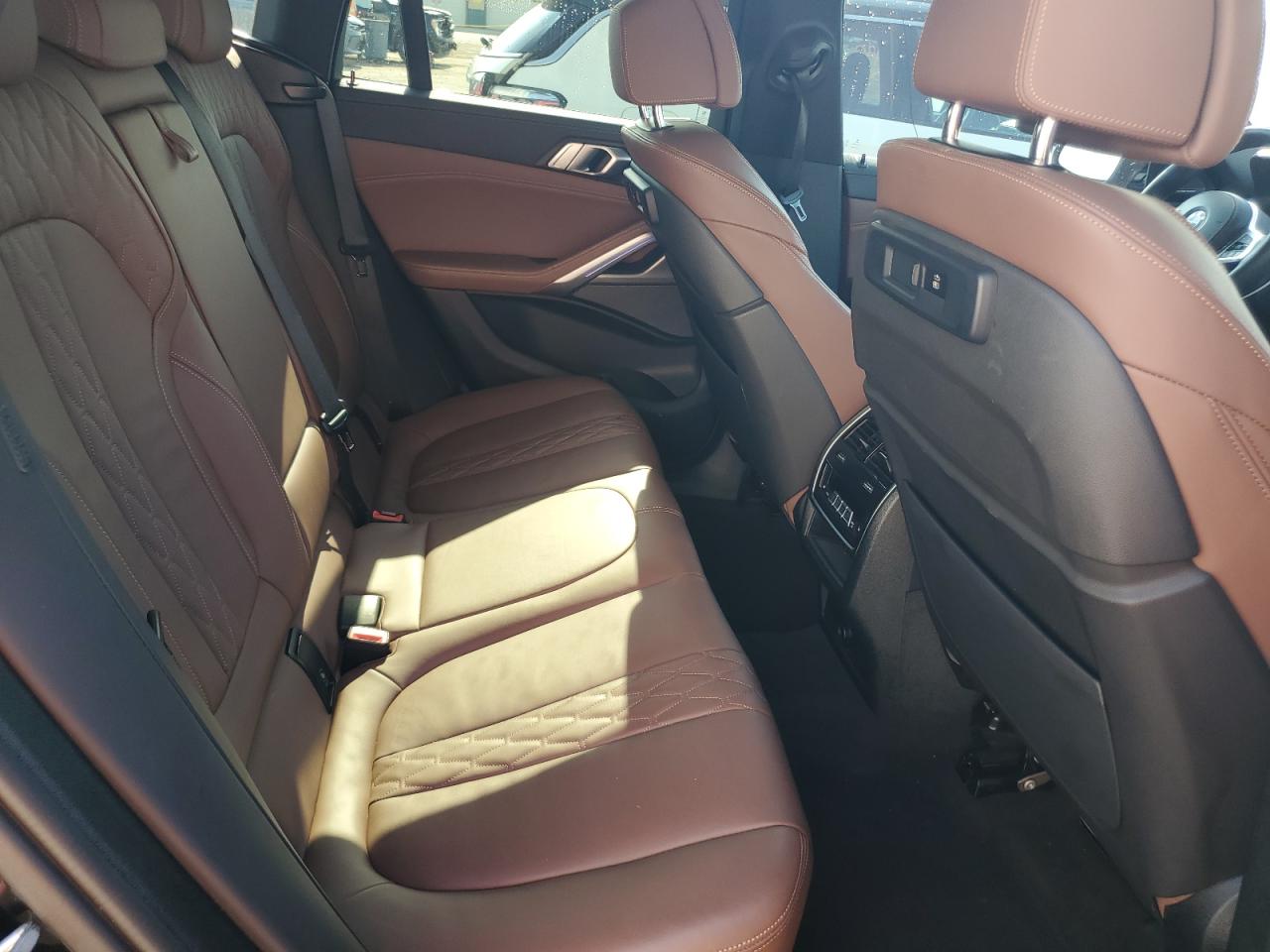 2022 BMW X6 xDrive40I VIN: 5UXCY6C05N9N31877 Lot: 65156175