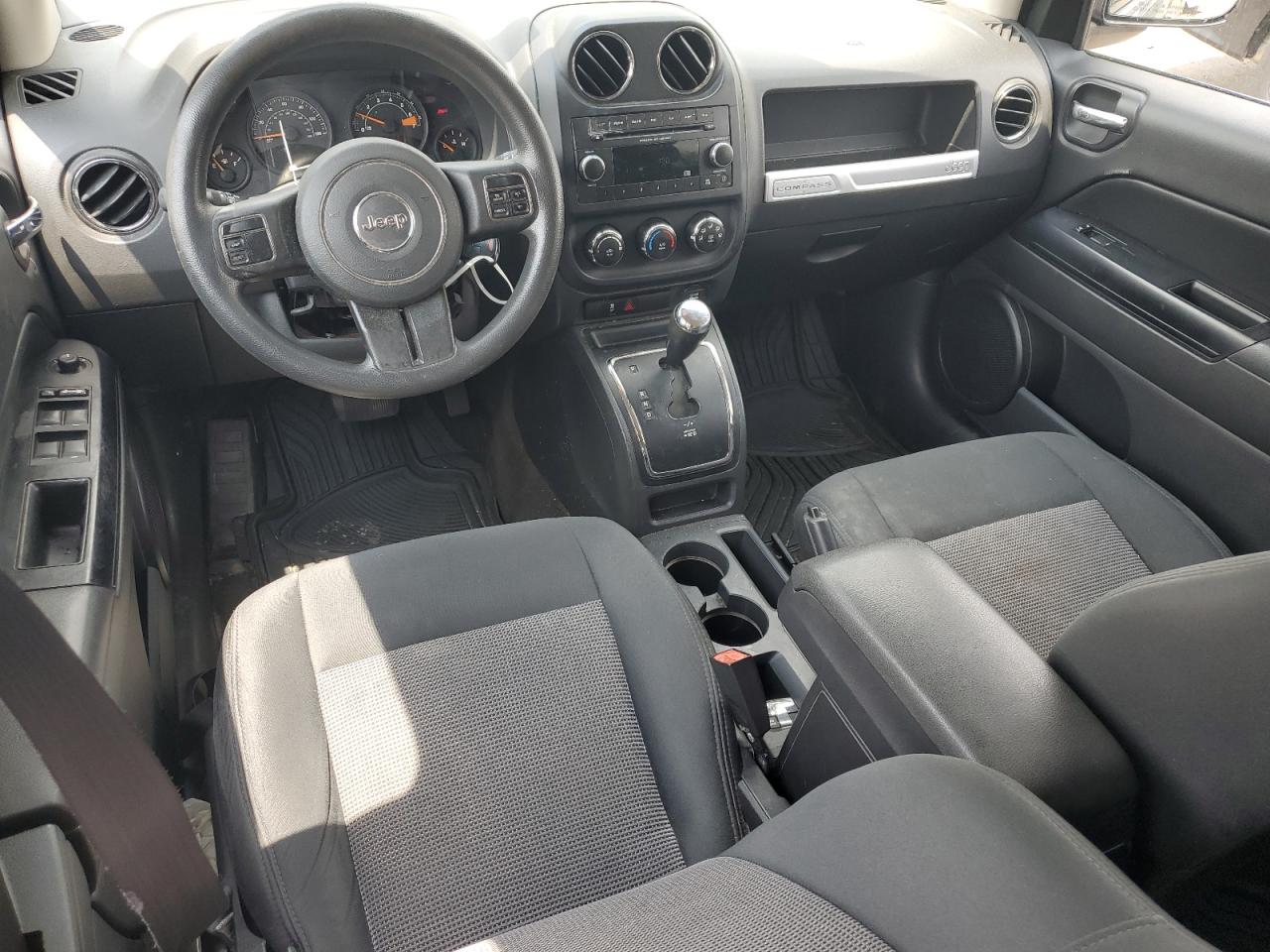 2014 Jeep Compass Sport VIN: 1C4NJDBB0ED592850 Lot: 63120425