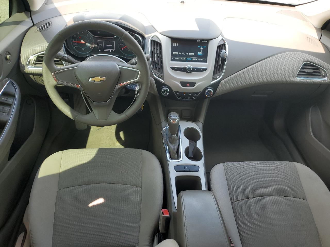 2018 Chevrolet Cruze Ls VIN: 1G1BC5SM1J7110778 Lot: 64843555