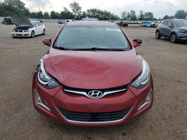  HYUNDAI ELANTRA 2016 Красный