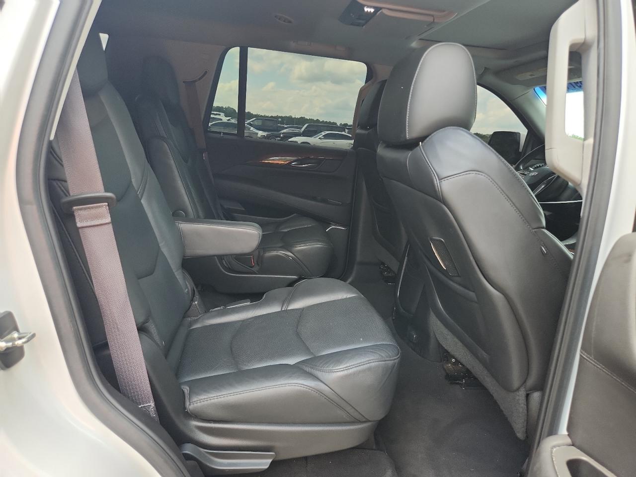 2017 Cadillac Escalade Premium Luxury VIN: 1GYS4CKJ3HR212994 Lot: 65971605