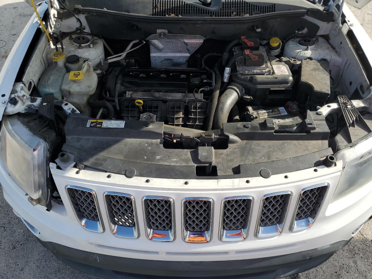 2014 Jeep Compass Latitude VIN: 1C4NJCEA0ED679581 Lot: 64957785