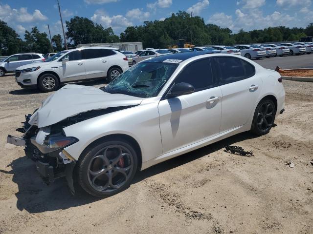 2018 Alfa Romeo Giulia Ti