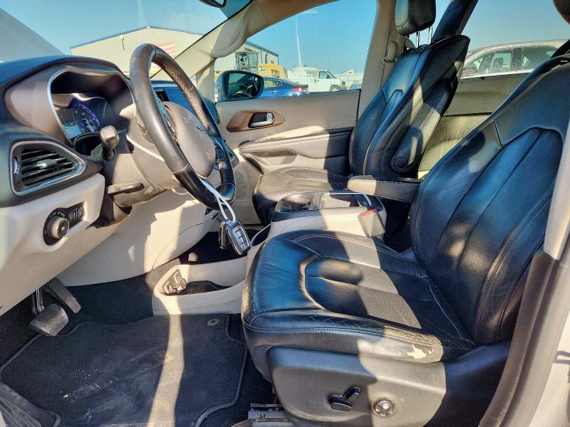  CHRYSLER PACIFICA 2017 Srebrny