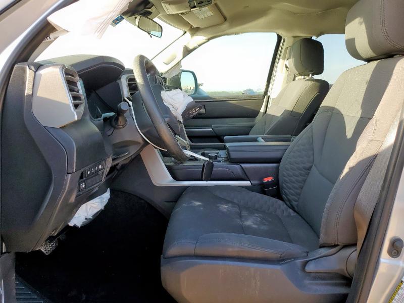  TOYOTA TUNDRA 2023 Srebrny