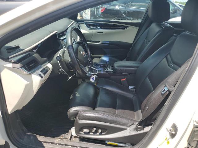 Sedans CADILLAC XTS 2014 Biały