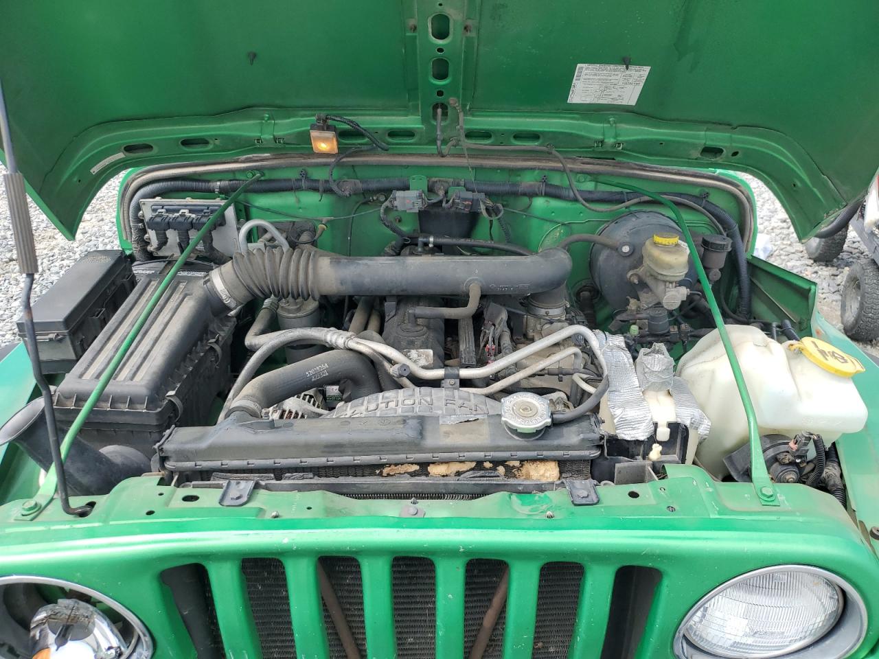 2004 Jeep Wrangler / Tj Sport VIN: 1J4FA49S84P737747 Lot: 64559165