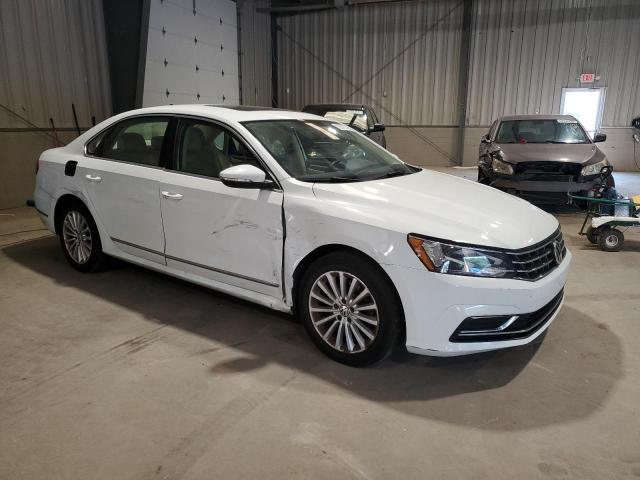 VOLKSWAGEN PASSAT 2017 Biały