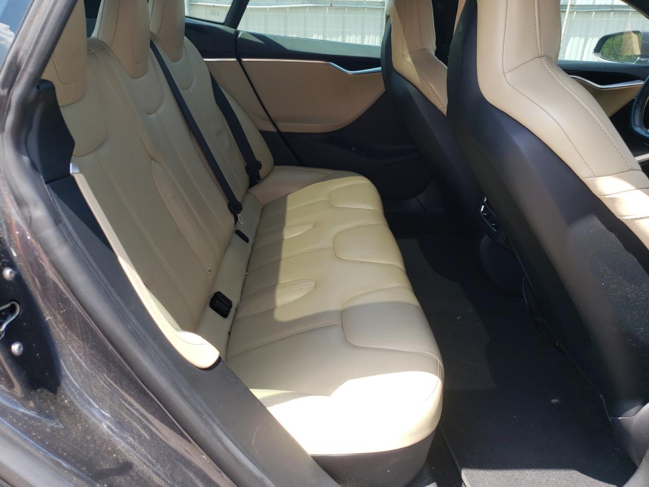 2016 Tesla Model S VIN: 5YJSA1E25GF142796 Lot: 53026785