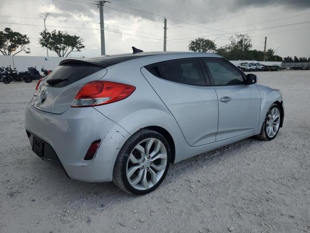  HYUNDAI VELOSTER 2013 Silver