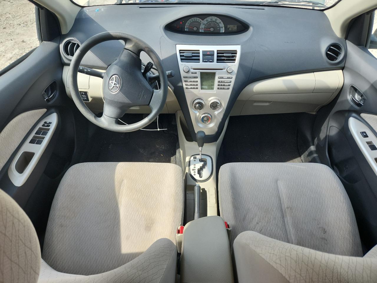 2008 Toyota Yaris VIN: JTDBT923881205180 Lot: 65426415