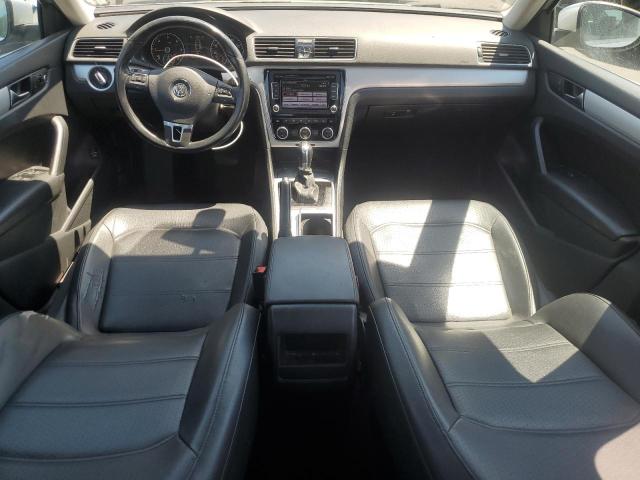  VOLKSWAGEN PASSAT 2012 Srebrny