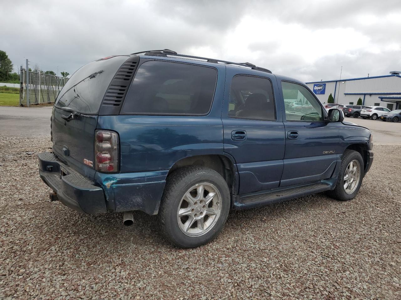 2005 GMC Yukon Denali VIN: 1GKEK63U15J175560 Lot: 63861675