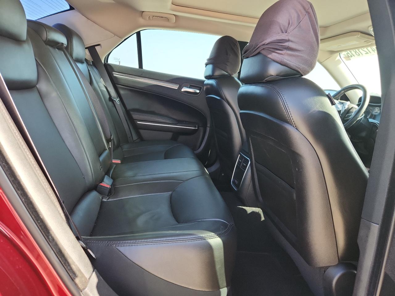 2019 Chrysler 300 Touring VIN: 2C3CCAAG2KH663935 Lot: 64121815