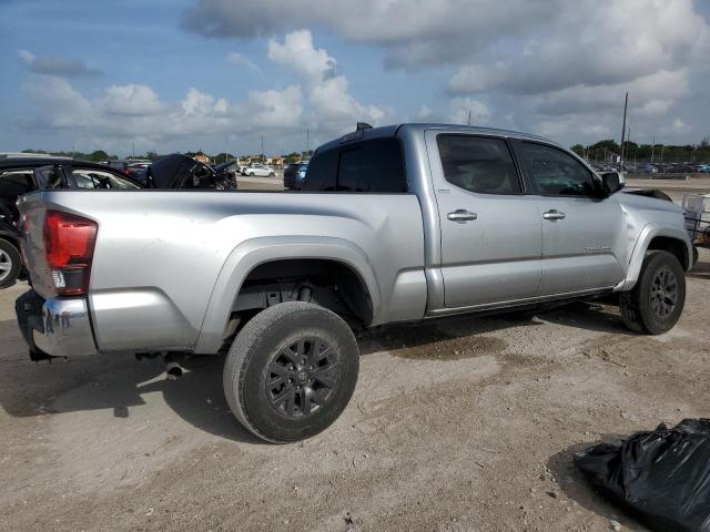  TOYOTA TACOMA 2023 Srebrny