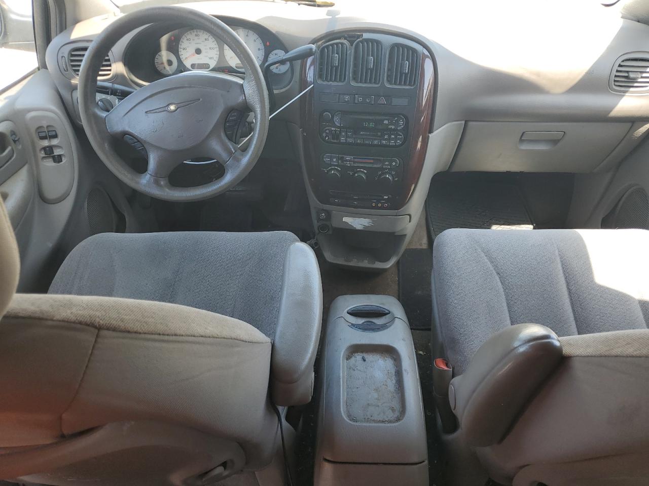 2003 Chrysler Town & Country Lx VIN: 2C4GP44L13R191413 Lot: 63715365