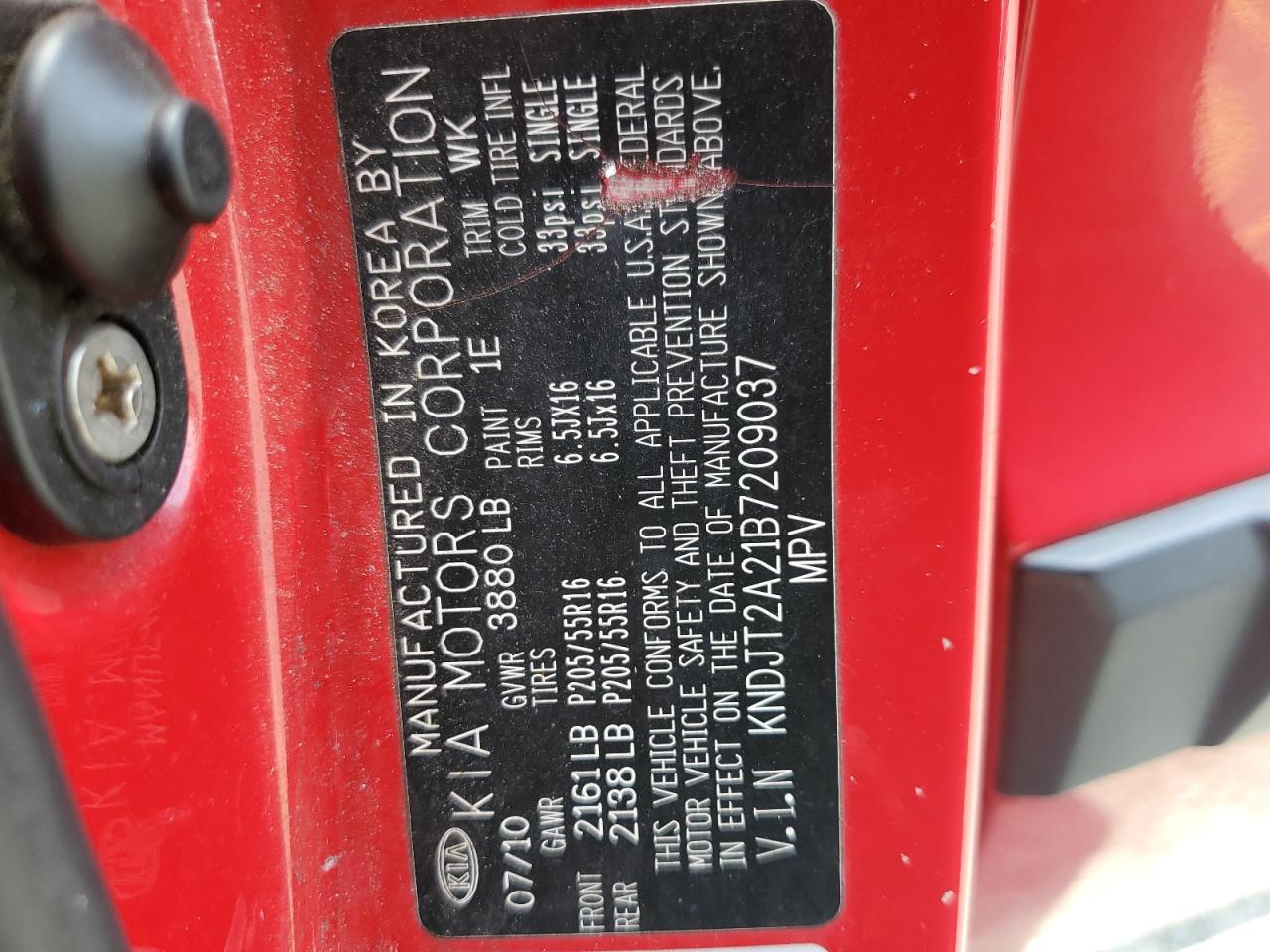 2011 Kia Soul + VIN: KNDJT2A21B7209037 Lot: 61969155