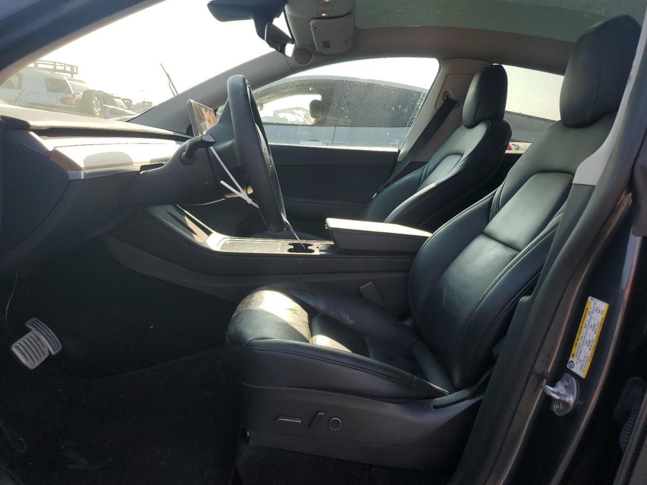 2022 Tesla Model Y VIN: 7SAYGDEF7NF401513 Lot: 64695725