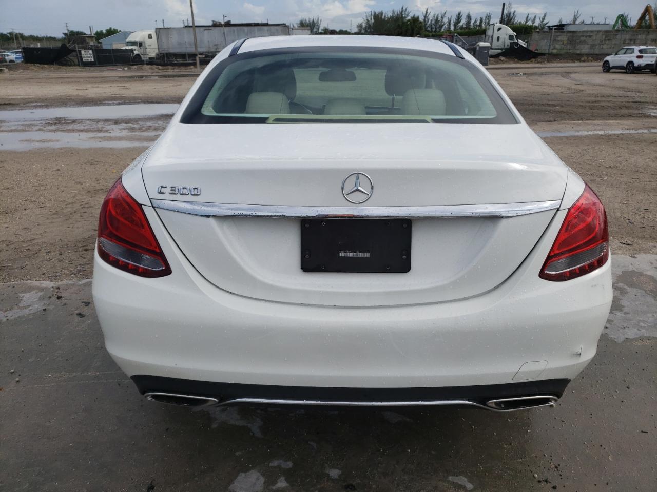 2015 Mercedes-Benz C 300 VIN: 55SWF4JB6FU071034 Lot: 64922755