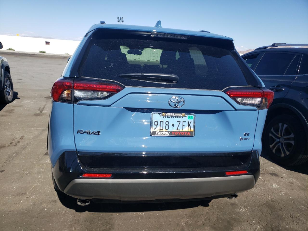 2025 Toyota Rav4 Se VIN: JTM16RFV0SJ065826 Lot: 65855585