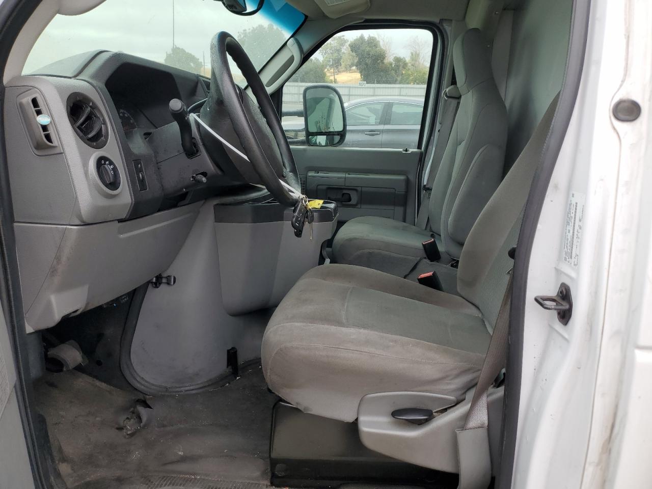 2013 Ford Econoline E350 Super Duty Cutaway Van VIN: 1FDWE3FL5DDA99777 Lot: 65597875