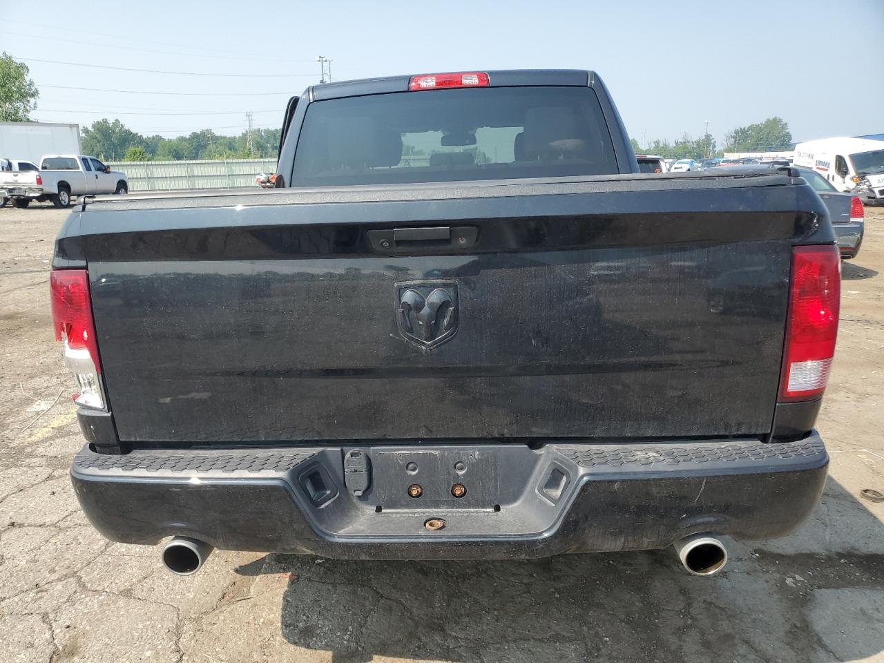2016 Ram 1500 St VIN: 3C6RR6KT8GG171535 Lot: 63631835