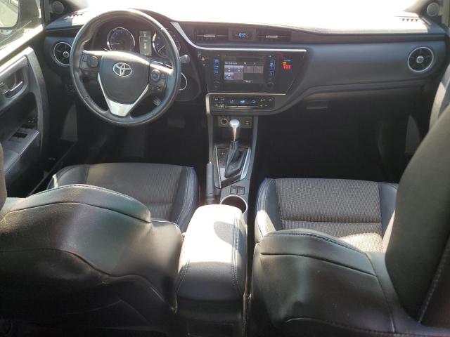  TOYOTA COROLLA 2018 Srebrny