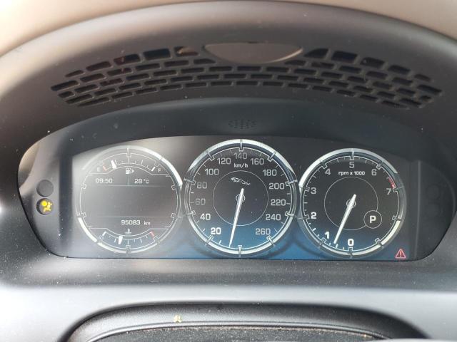2011 JAGUAR XJ   